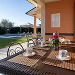 In Tuscany With Private Pool & Views 别墅