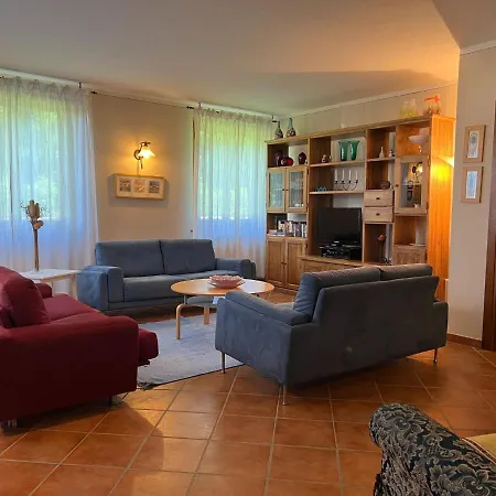 Belvilla By Oyo A Villa